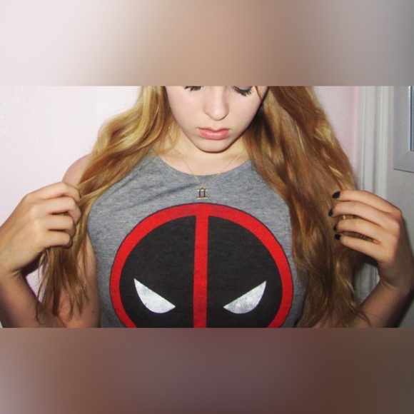 Deadpool Red and Grey Tank Top Marvel - Picture 2 of 5